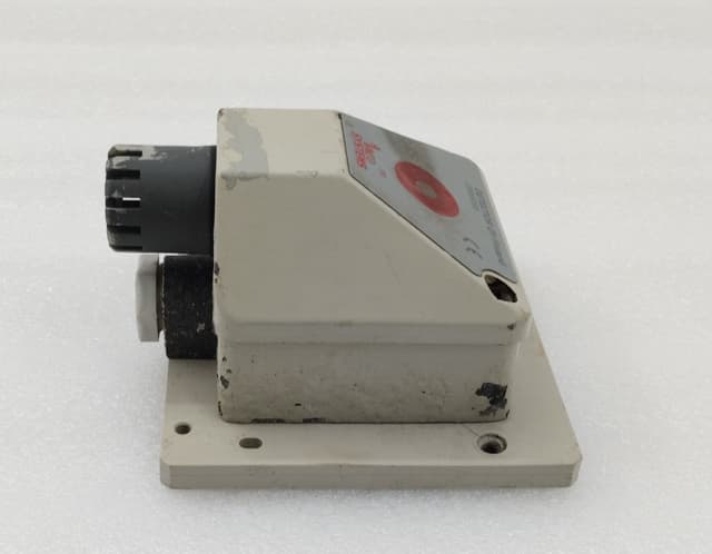 Avaco Gas Detector 20656068 Gas: R22 Range: 0-1000 ppm No: 2380747 Avaco System