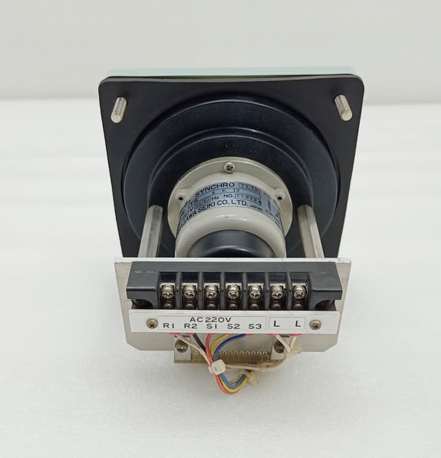 KURAMOTO Rudder Angle Indicator 70-0-70 Port/Starbd w TAMAGAWA TS4E12 Sync Motor KURAMOTO INSTRUMENT Marine Rudder Angle Indicator 70-0-70 Port/Starboard Marine Rudder Angle Indicator (RAI) KURAMOTO INSTRUMENT Marine Rudder Angle Indicator 70-0-70 Port/Starboard NO.876957-3 Vintage Marine Ship Gauge Synchro Dial / Kuramoto Tamagawa Seiki Indicator For sale is a genuine, high-grade Kuramoto Instrument Manufacturing Co., Ltd. Marine Rudder Angle Indicator loop dial face. This Japanese legacy navigation instrument features an expanded 70-0-70 degree scale for both Port (Red) and Starboard (Green) rudder position tracking. TAMAGAWA SEIKI TS4E12 Marine Synchro Rudder Angle Indicator Kuramoto 220V 70-0-70 Kuramoto Marine Rudder Gauge Meter TS4E12 Tamagawa Seiki Synchro Motor