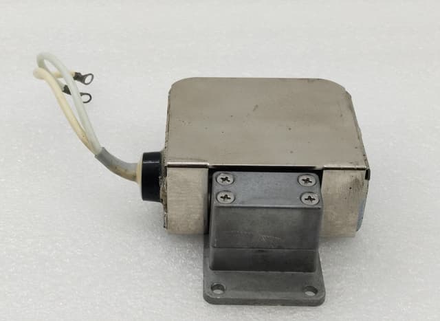JRC M1568B (J) X-Band Marine Radar Magnetron / JRC M1568B (J) , New without Box