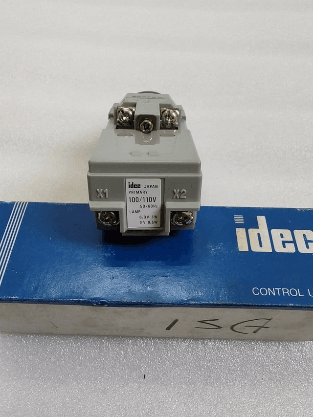 IDEC Selector Switch 5pc LOT - ASN 41-10569 ASN 307S ASN 310 ASLN21620NW