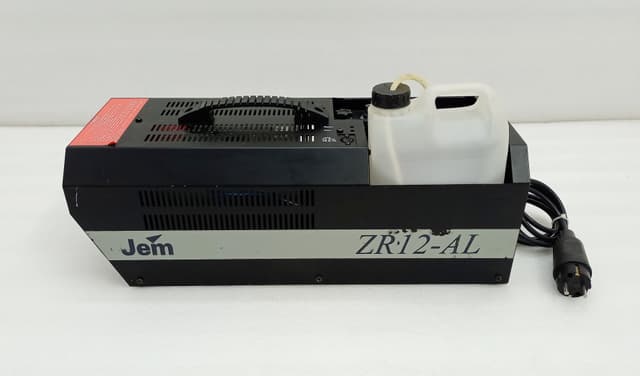 Martin JEM ZR12-AL Professional Fog Machine 220240V 1070W 4.45A Made in UK Used