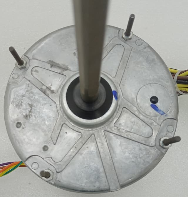 GE 5KCP39NG U724AS Motor 1/3 HP 1035 RPM / 70 C (150 F) Ambient / 5KCP39NGU724AS