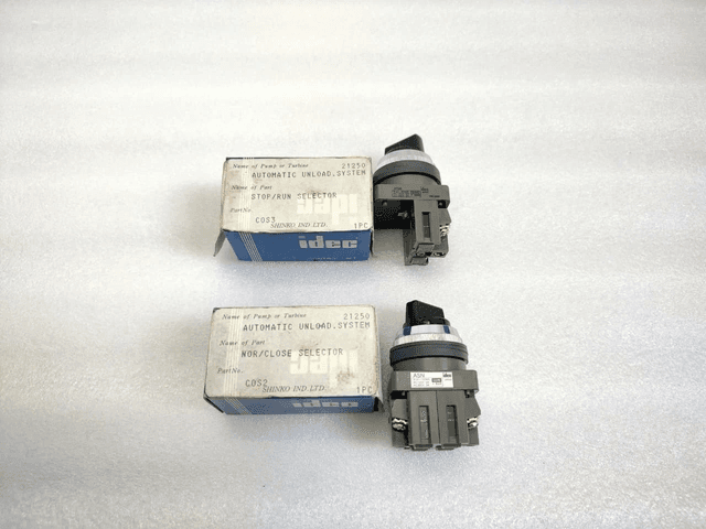 IDEC Selector Switch 5pc LOT - ASN 41-10569 ASN 307S ASN 310 ASLN21620NW
