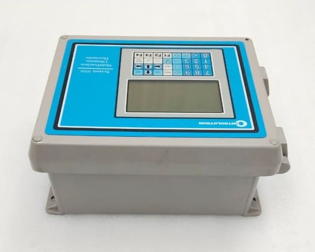 Controlotron Flowmeter Multifunction Ultrasonic System DNR-T2KGZ1-S9/ System 1010