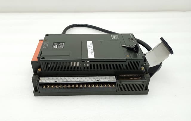 Mitsubishi MELSEC A0J2HCPU PLC CPU Module Max 8K Step w/ A0J2-E56DT I/O Extension Bundle