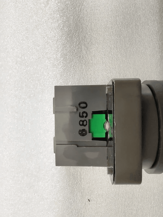 IDEC Selector Switch 5pc LOT - ASN 41-10569 ASN 307S ASN 310 ASLN21620NW