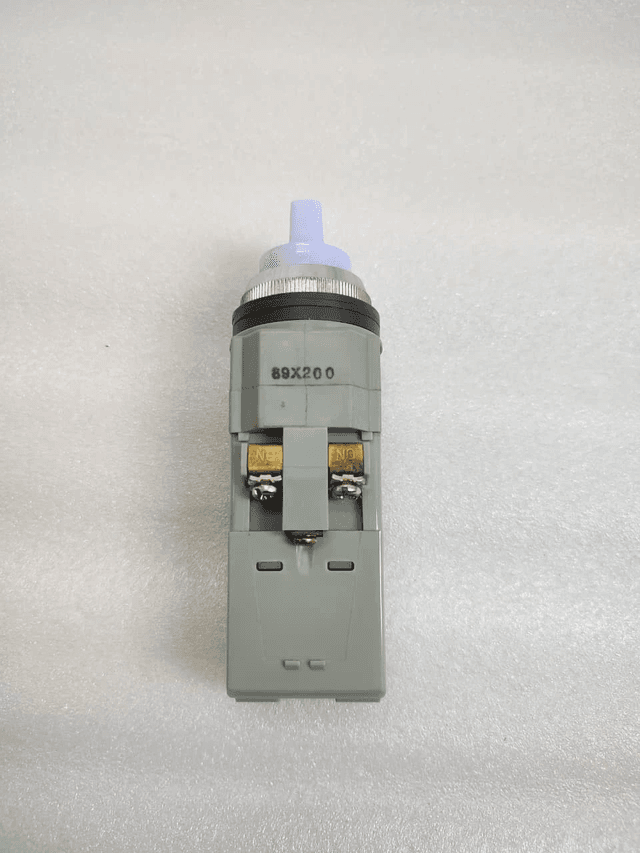IDEC Selector Switch 5pc LOT - ASN 41-10569 ASN 307S ASN 310 ASLN21620NW