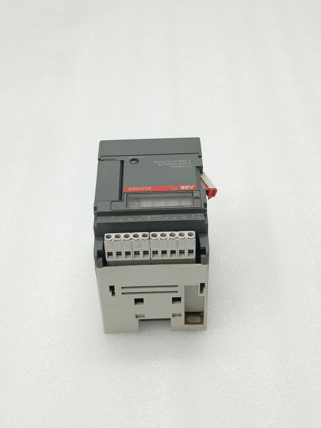 ABB XM06B5 Analog I/O Extension Module XM06B5-K12.0 / 1SBP260103R1001 / Made in France