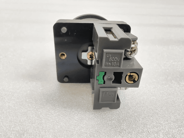 IDEC Selector Switch 5pc LOT - ASN 41-10569 ASN 307S ASN 310 ASLN21620NW