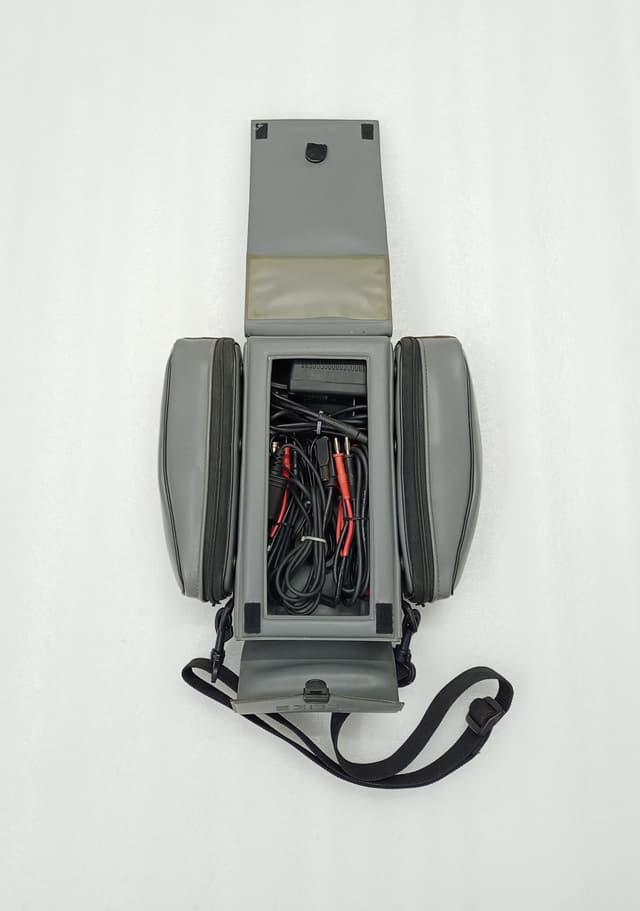 Genuine Fluke 99B ScopeMeter Carry Case + Charger + Test Leads & Accessories Kit