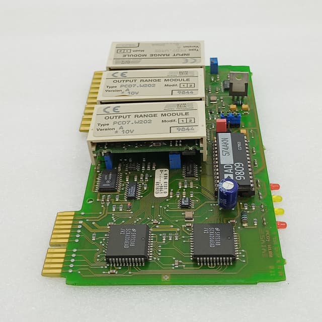 Saia-Burgess PCD4.W100 Analog I/O Module PCB w/ PCD7.W105 Input Module & PCD7.W202 Output Module