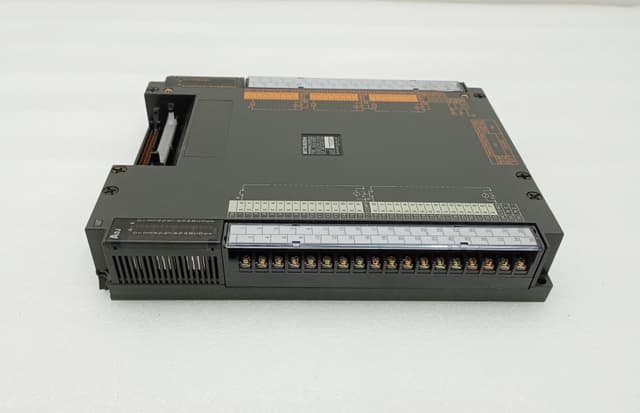 Mitsubishi MELSEC A0J2HCPU PLC CPU Module Max 8K Step w/ A0J2-E56DT I/O Extension Bundle