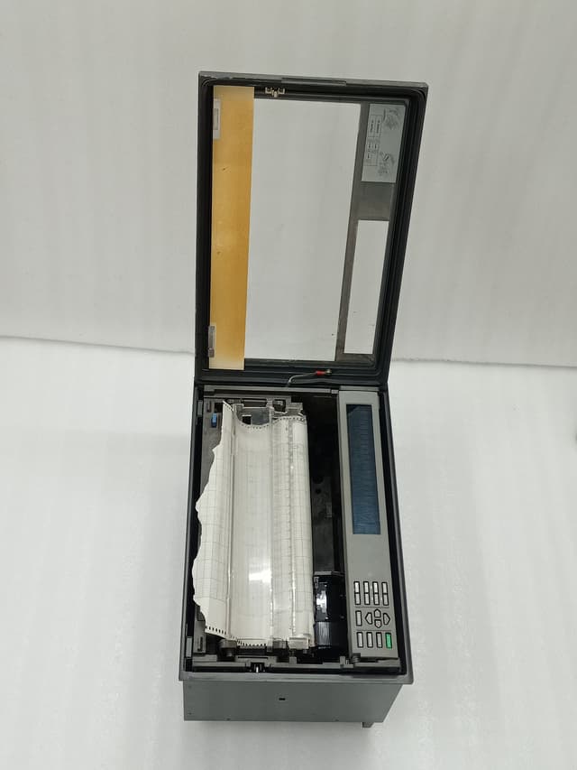 Yokogawa DR240 Hybrid Recorder 100 - 240 VAC 50/60Hz 130VA Max