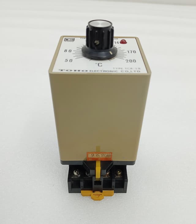 SUNFLAME FE-61R FLAME EYE RELAY AC100/110V SFE-1.SFE-1-S P-628.P-621