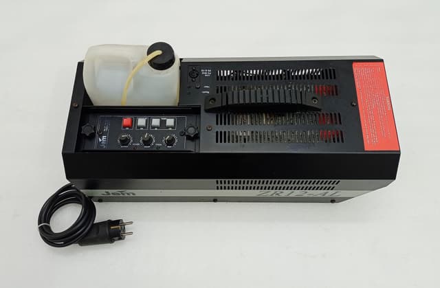 Martin JEM ZR12-AL Professional Fog Machine 220240V 1070W 4.45A Made in UK Used
