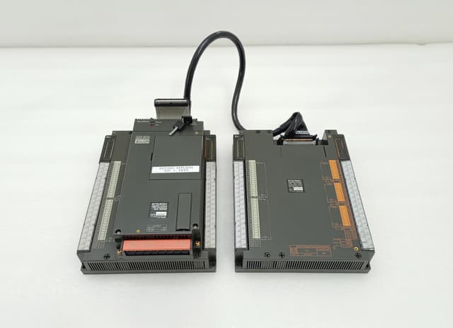 Mitsubishi MELSEC A0J2HCPU PLC CPU Module Max 8K Step w/ A0J2-E56DT I/O Extension Bundle