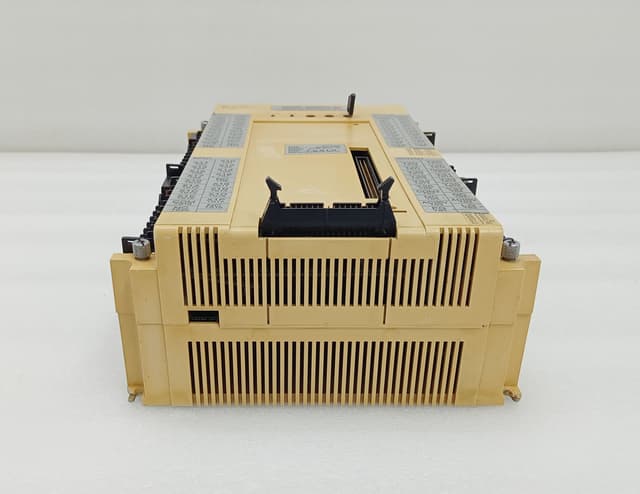 Mitsubishi KOJ2-DR Melsec-K PLC CPU Sequence Controller Module / Nippon Elevator