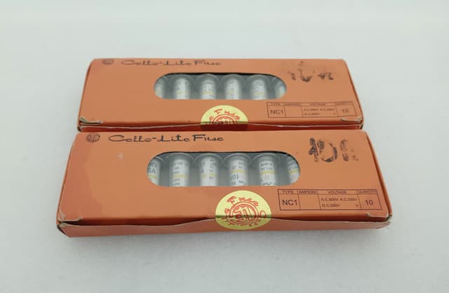 Cello-Lite NC1 Fuse 10A 500VAC 250VDC 20kA Glass Cartridge Fuse Box of 10