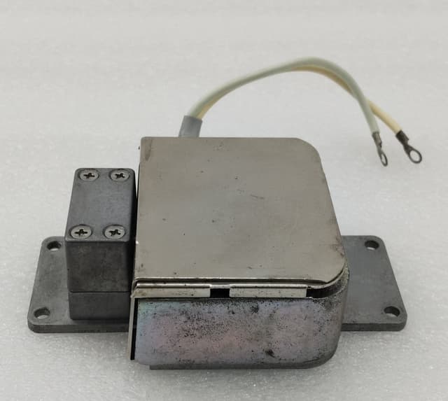 JRC M1568B (J) X-Band Marine Radar Magnetron / JRC M1568B (J) , New without Box