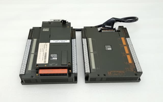 Mitsubishi MELSEC A0J2HCPU PLC CPU Module with A0J2-E56DT I/O Extension Bundle