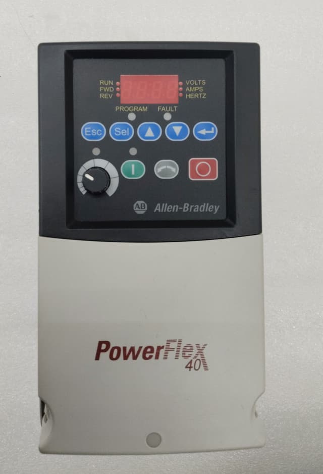 Allen Bradley PowerFlex 40 AC Drive 22B-D1P4N104 0.4kW 0.5HP 380-480V / AC Drive