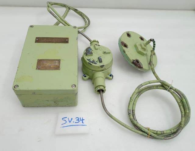 Mitsui AVM-DH1 Driver Housing for Axial Vibration Monitor w/ VK-143P1 Transducer