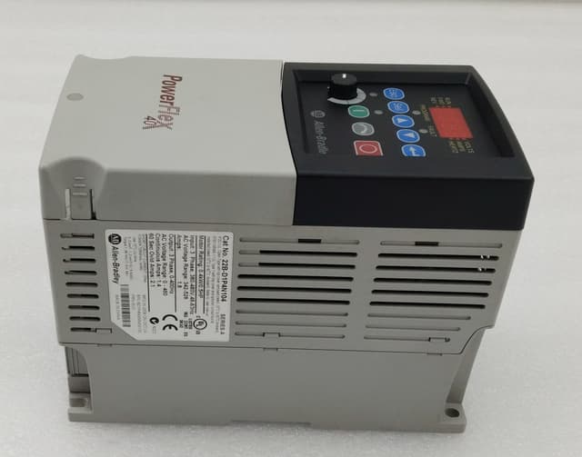 Allen Bradley PowerFlex 40 AC Drive 22B-D1P4N104 0.4kW 0.5HP 380-480V / AC Drive