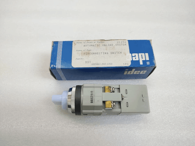 IDEC Selector Switch 5pc LOT - ASN 41-10569 ASN 307S ASN 310 ASLN21620NW