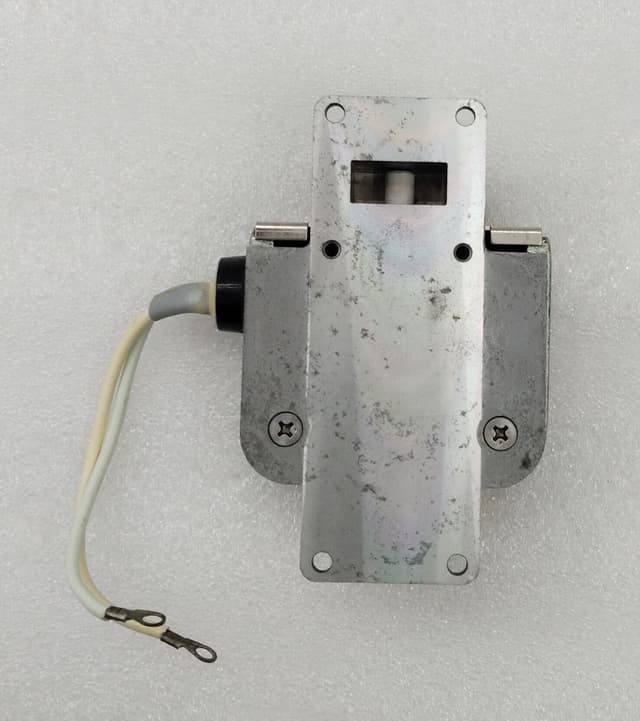 JRC M1568B (J) X-Band Marine Radar Magnetron / JRC M1568B (J) , New without Box