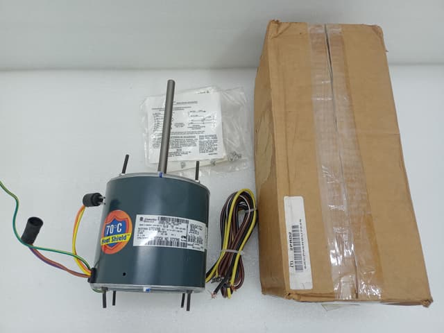 GE 5KCP39NG U724AS Motor 1/3 HP 1035 RPM / 70 C (150 F) Ambient / 5KCP39NGU724AS