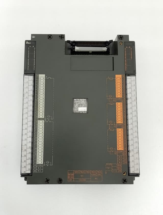 Mitsubishi MELSEC A0J2HCPU PLC CPU Module with A0J2-E56DT I/O Extension Bundle