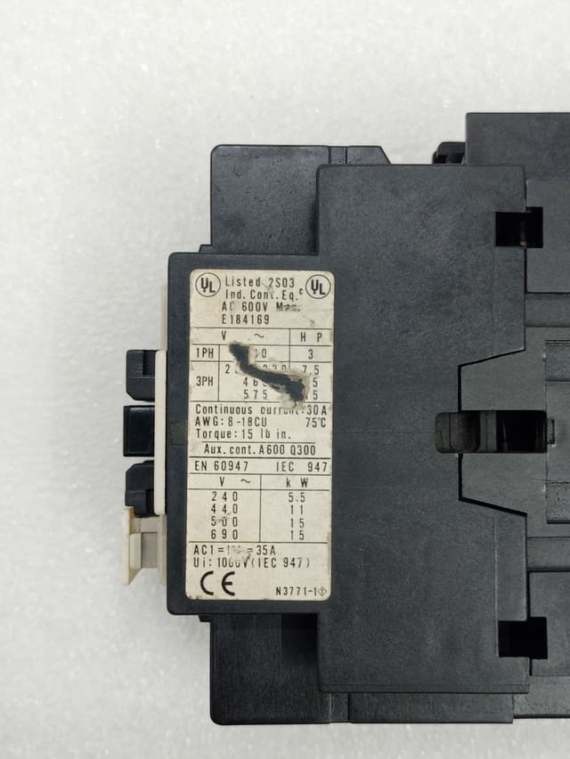 Yaskawa HI-20J Magnetic Contactor JEM 1038 3-Pole 35A 7.5kW Motor Starter 15HP
