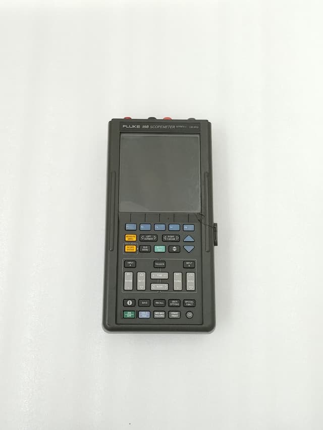FLUKE 99B Scopemeter Serise II 100 MHz ( FOR PARTS - Body Broken )