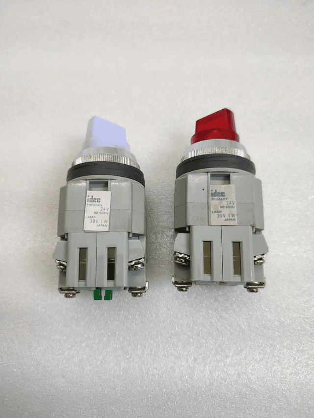 IDEC Selector Switch 5pc LOT - ASN 41-10569 ASN 307S ASN 310 ASLN21620NW