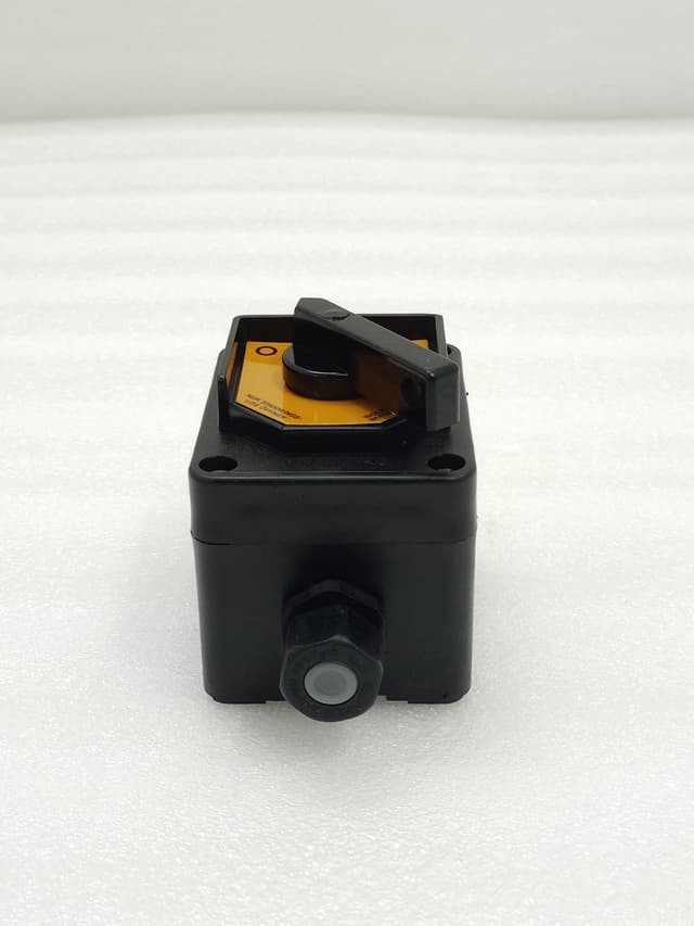 ABB CEAG GHG 231 Control Switch / ABB GHG2386065 / GHG 231 6065 V 0000 / New