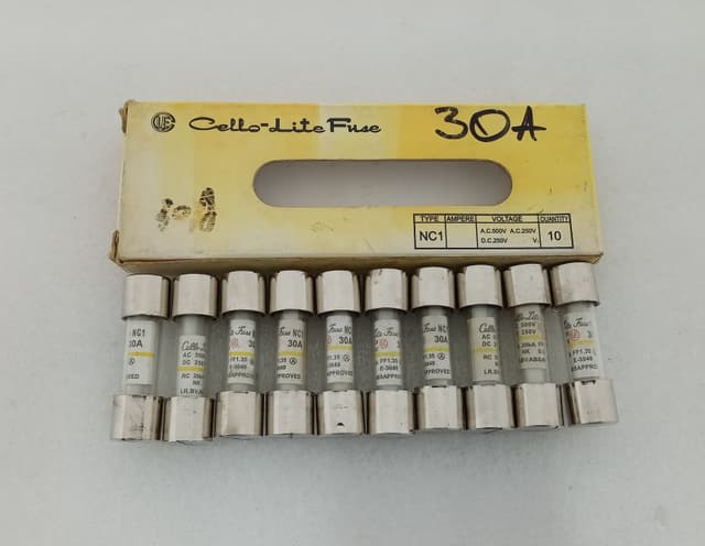 Cello-Lite NC1 Fuse 30A 500VAC 250VDC 20kA Glass Cartridge Fuse Box of 10