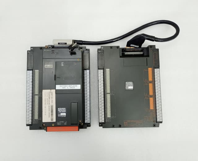 Mitsubishi MELSEC A0J2HCPU PLC CPU Module with A0J2-E56DT I/O Extension Bundle