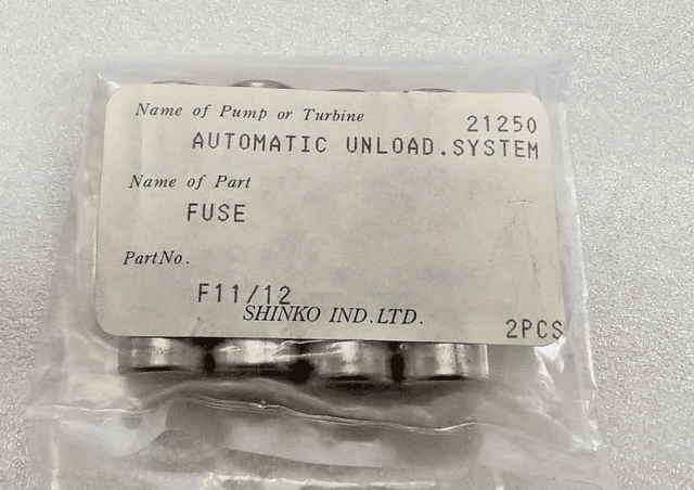 Cello Lite UC-1 Fuse 5 Ampere AC 500V DC 250V Utsunomiya Electric Fuse - 4pc Lot