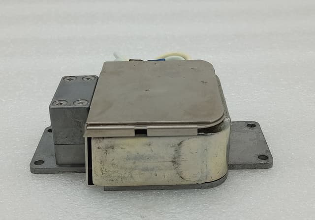 JRC M1458A X-Band Marine Radar Magnetron / JRC M1458A Magnetron, New without Box