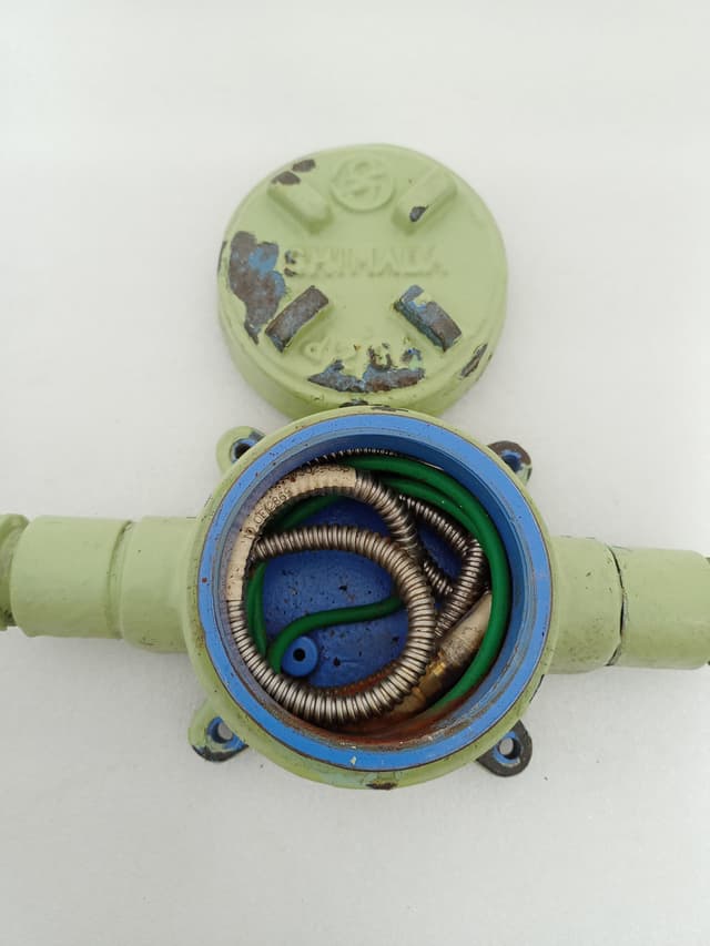 Mitsui AVM-DH1 Driver Housing for Axial Vibration Monitor w/ VK-143P1 Transducer